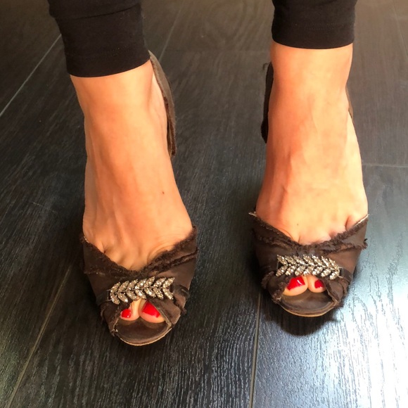 PEDRO GARCIA BROWN SATIN PEEP TOE CRYSTAL D’ORSAY - Picture 6 of 6
